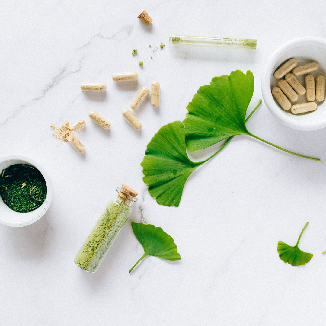 antioxidants green leaves, herbs, and pills